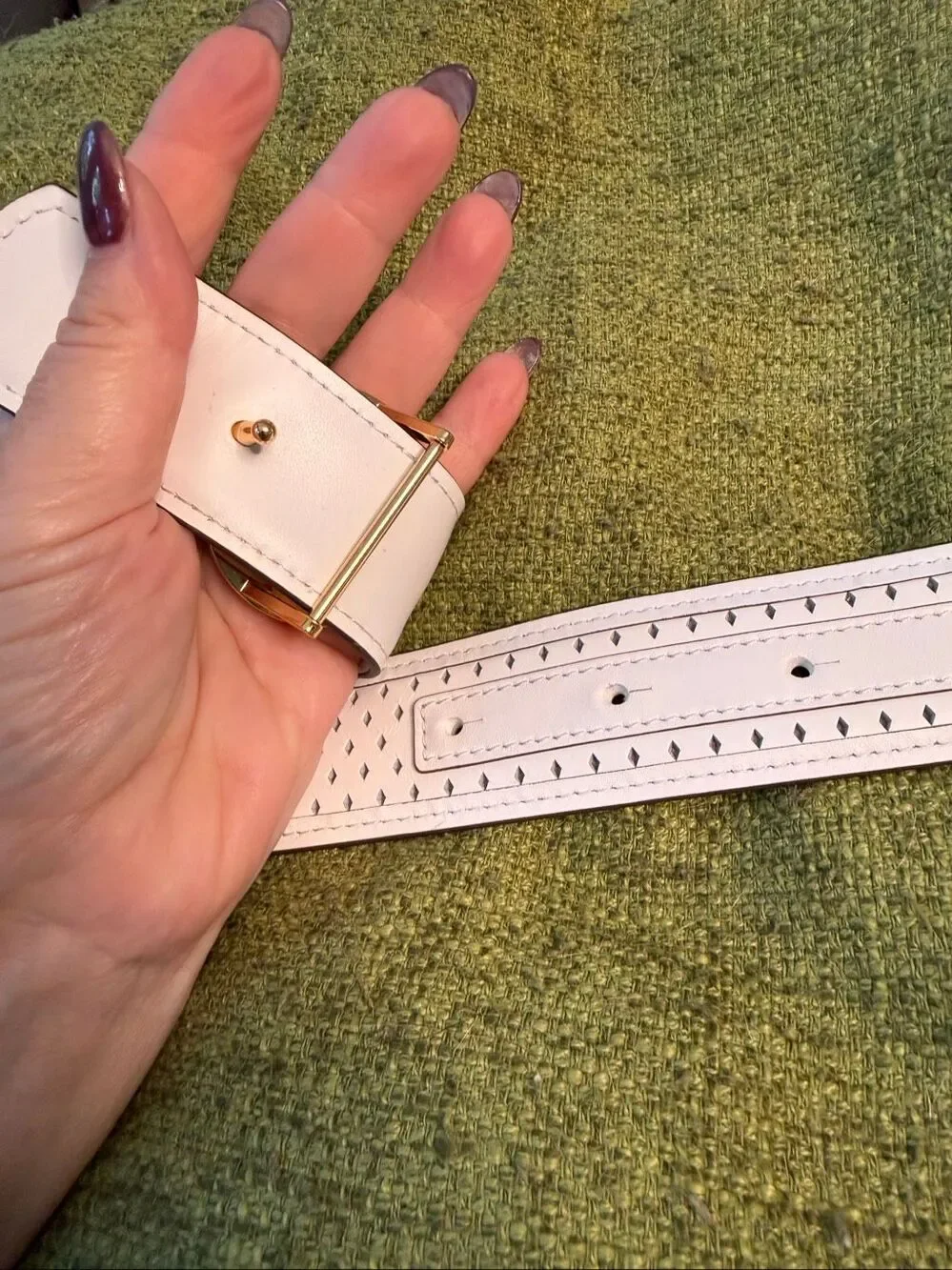 Tory Burch White Leather Perforated Logo Belt sz XL EUC